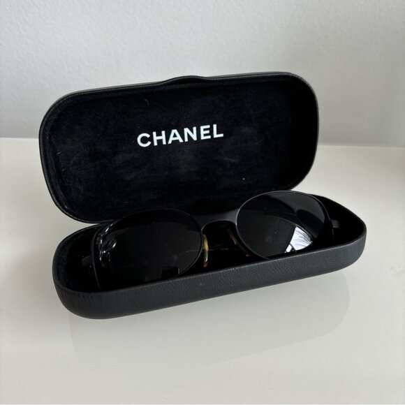 Chanel Unisex Vintage Matte Black Sunglasses - Picture 2 of 12